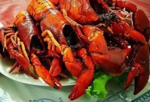 Udang Selingkuh, Kuliner Istimewa Lobster Air Tawar dari Sungai Baliem